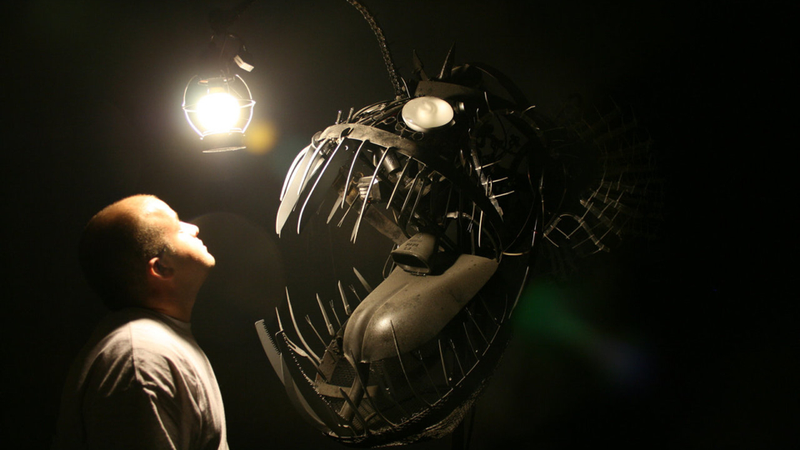 Illustration for article titled This huge anglerfish sculpture is wicked nightmare fuel